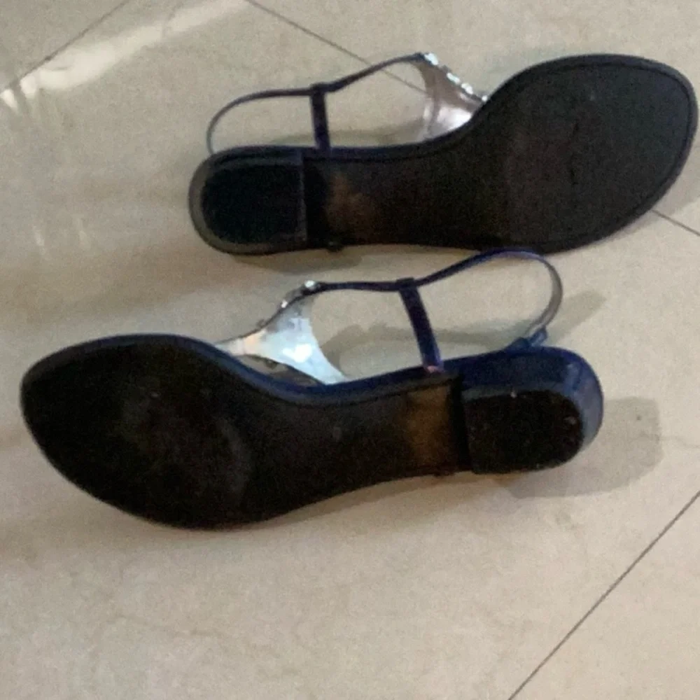 Nina Kelisha-YY Women's Sandals Navy Blue.
Sz 10M - Picture 2 of 4